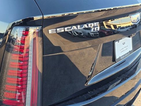 New 2026 Cadillac Escalade IQ Sport 1 w/ LPO, Floor Liner Package image 12