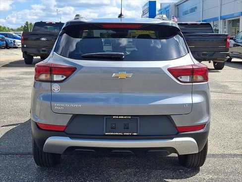 Used 2023 Chevrolet TrailBlazer LT w/ Convenience Package AWD/4WD image 6