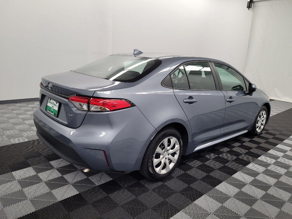 Used 2024 Toyota Corolla LE FWD image 9