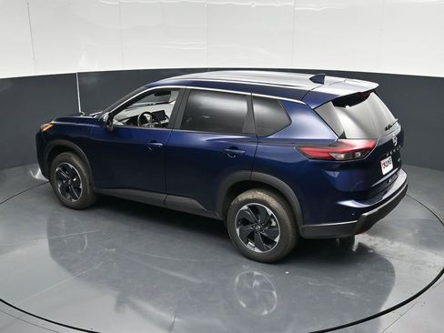 Used 2025 Nissan Rogue SV AWD/4WD image 50