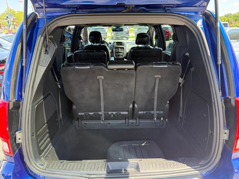Used 2019 Dodge Grand Caravan GT FWD image 19