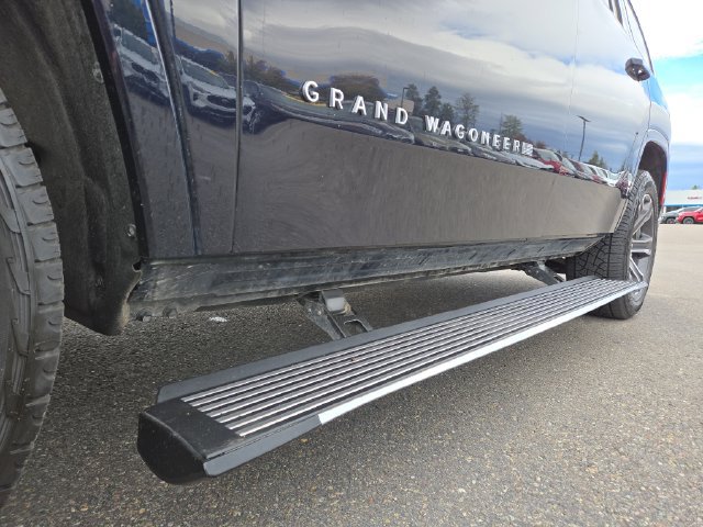 Used 2023 Jeep Grand Wagoneer 4WD w/ Rear Seat Video Group 1 image 9