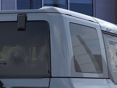 New 2025 Ford Bronco Badlands image 25