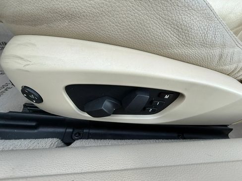 Used 2008 BMW 335i Convertible RWD image 23
