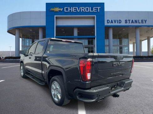 Used 2024 GMC Sierra 1500 SLE AWD/4WD image 6