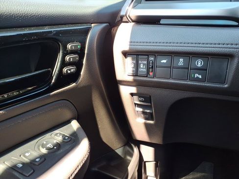 Used 2023 Honda Odyssey Touring image 16