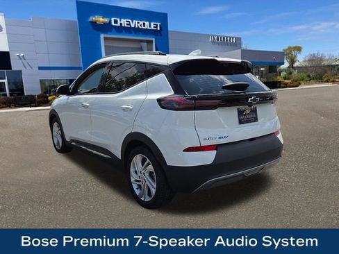 Used 2023 Chevrolet Bolt EUV Premier w/ Sun & Sound Package FWD image 4