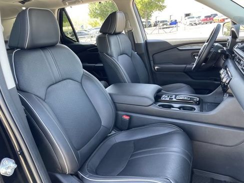 Certified 2024 Honda Pilot Elite image 28