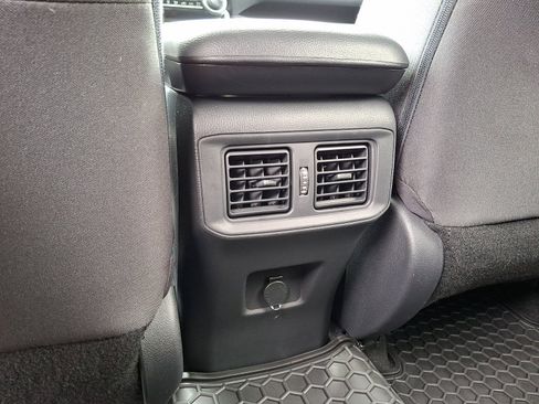 Used 2023 Toyota RAV4 LE AWD/4WD image 12