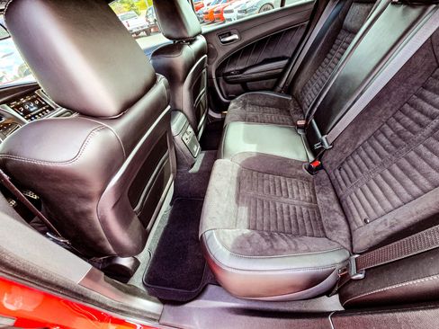 Used 2023 Dodge Charger Scat Pack w/ Daytona Edition Group image 27