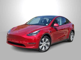 Used 2024 Tesla Model Y Long Range video 1