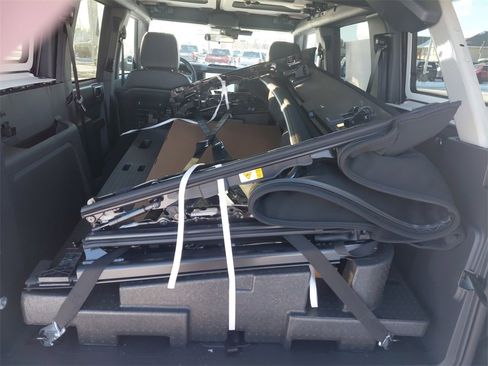 New 2025 Ford Bronco Badlands w/ Sasquatch Package image 22