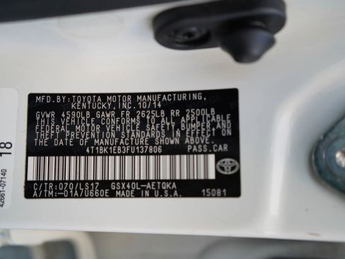 Used 2015 Toyota Avalon XLE image 10