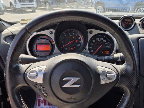 Used 2016 Nissan 370Z w/ Sport Package image 20