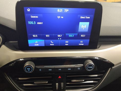 Used 2021 Ford Escape SE FWD image 25