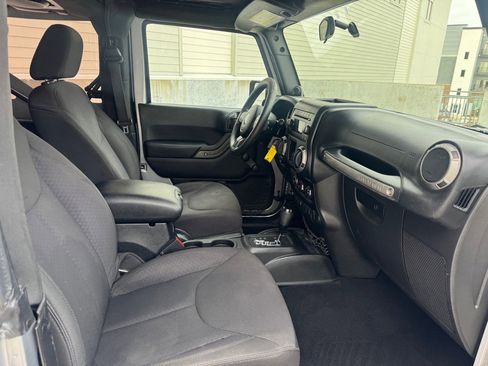 Used 2013 Jeep Wrangler Sport image 20