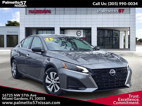 Used 2025 Nissan Altima 2.5 S image 1