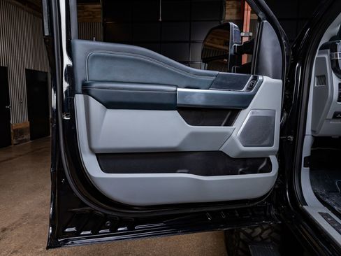 Used 2024 Ford F250 Limited w/ FX4 Off-Road Package image 33