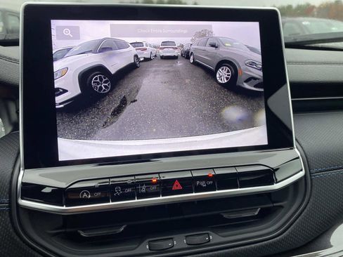 New 2026 Jeep Compass Limited image 10