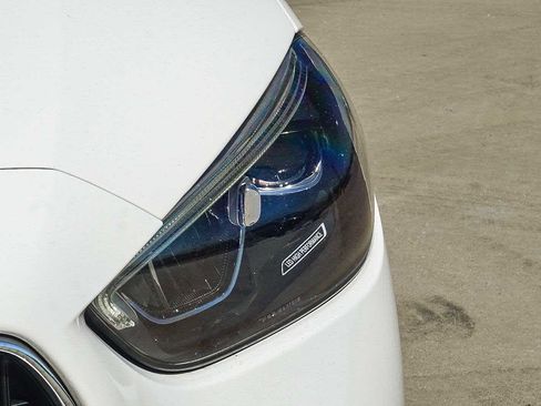 Used 2022 Mercedes-Benz C 300 Sedan image 7