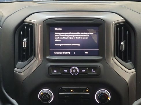 Used 2022 Chevrolet Silverado 1500 Custom image 22