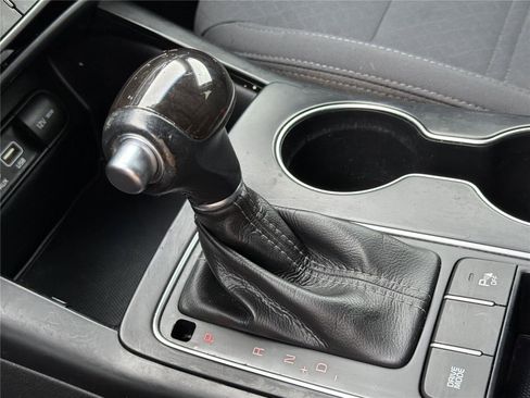 Used 2016 Kia Sorento LX w/ LX Convenience Package image 32