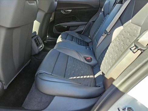 New 2025 Audi RS e-tron GT performance image 16