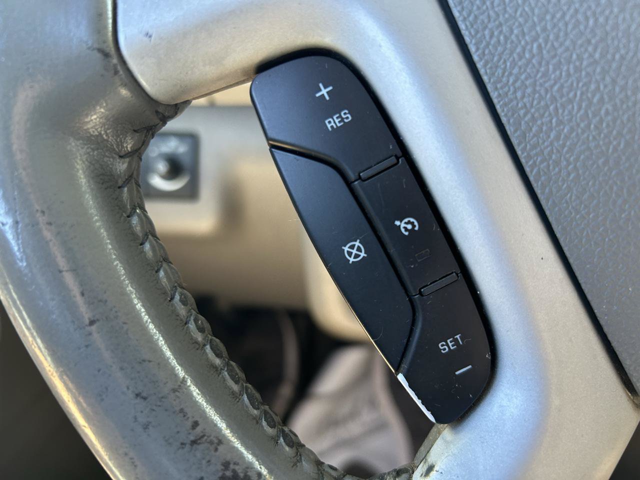 Used 2012 Chevrolet Traverse LS AWD/4WD image 19