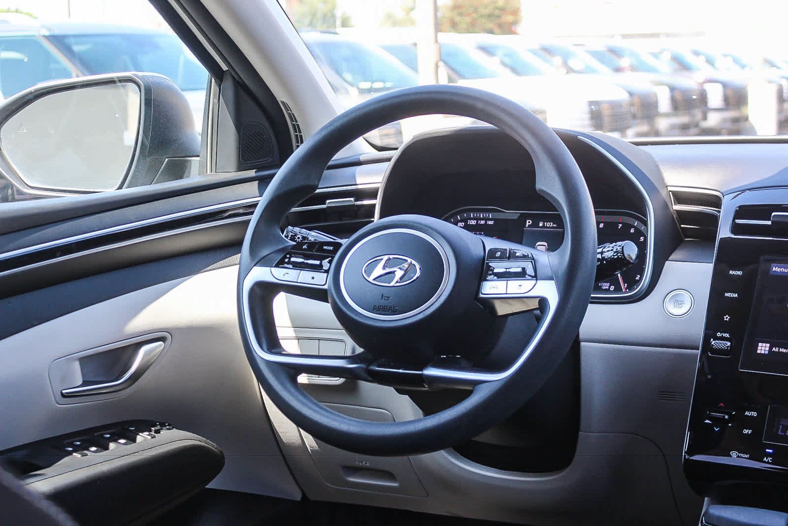 Used 2024 Hyundai Tucson SEL FWD image 18