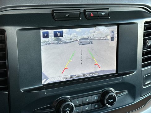 Used 2023 Ford F150 XLT AWD/4WD image 19