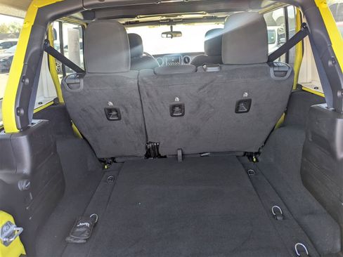 Used 2023 Jeep Wrangler Sport S image 11