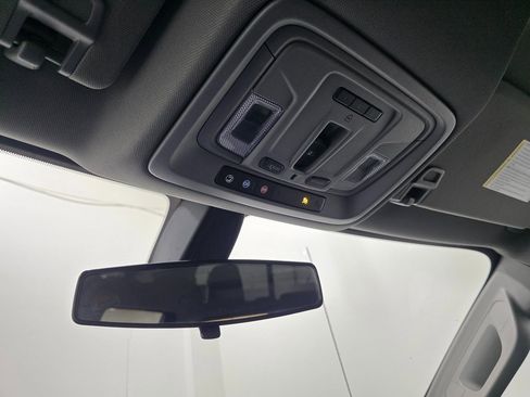 Used 2021 GMC Sierra 1500 Elevation image 32