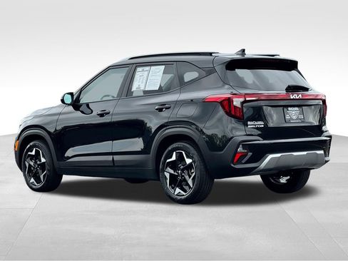 Used 2025 Kia Seltos S FWD image 5