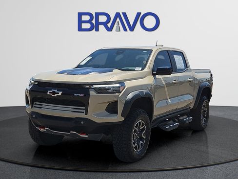 Used 2024 Chevrolet Colorado ZR2 w/ Safety Package AWD/4WD image 1