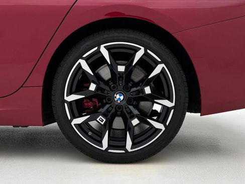 Used 2026 BMW 330i xDrive Sedan w/ M Sport Package AWD/4WD image 27