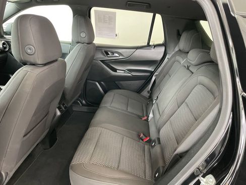 Used 2025 Chevrolet Equinox LT AWD/4WD image 16