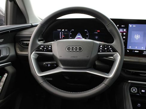 New 2025 Audi Q5 Premium Plus image 22