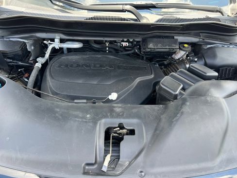 Used 2022 Honda Pilot TrailSport image 18