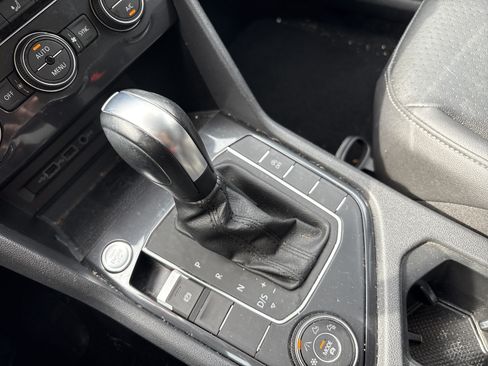 Used 2020 Volkswagen Tiguan S AWD/4WD image 25
