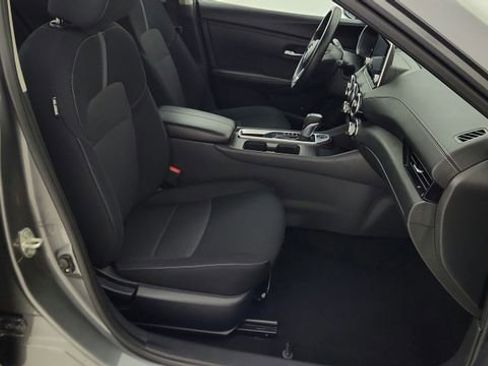 Used 2024 Nissan Sentra SV FWD image 27