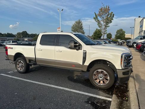 Used 2026 Ford F250 King Ranch AWD/4WD image 4