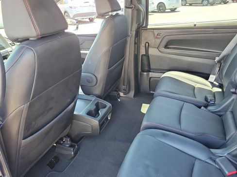 Certified 2023 Honda Odyssey Sport image 17