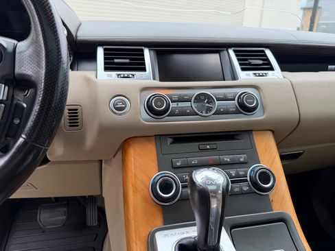 Used 2013 Land Rover Range Rover Sport HSE LUX AWD/4WD image 11