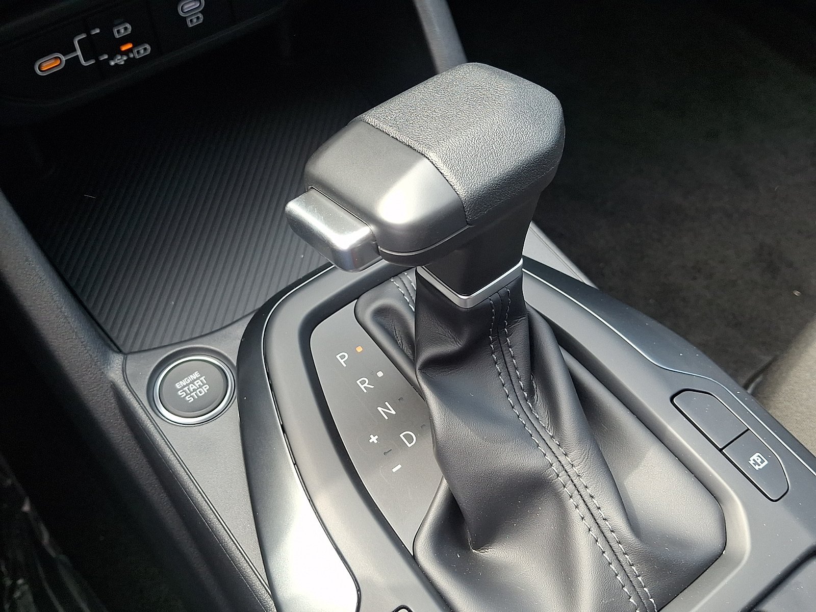 New 2026 Kia K4 FWD image 10