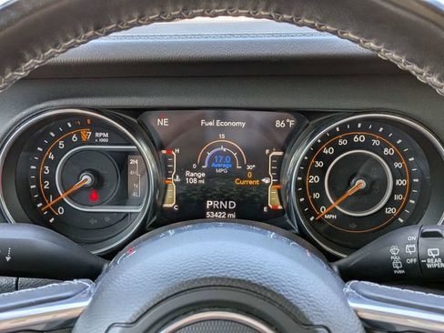 Used 2022 Jeep Wrangler Unlimited Sahara w/ Cold Weather Group AWD/4WD image 28