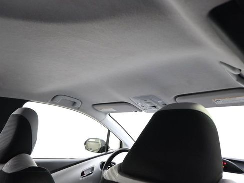 Used 2018 Toyota Prius Two w/ Prius Two Safety Plus Package image 16