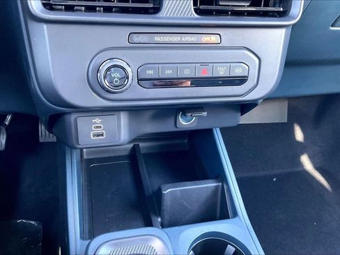 New 2025 Ford Maverick XL image 17