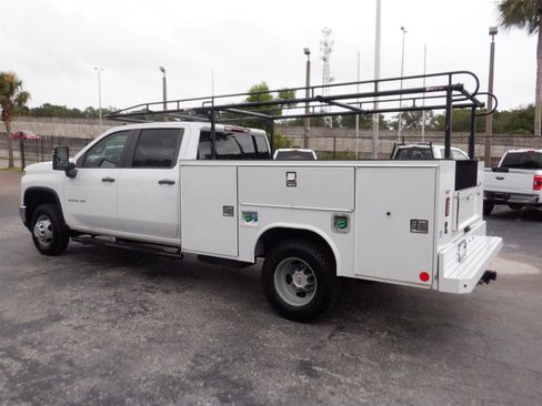 Used 2024 Chevrolet Silverado 3500 W/T w/ WT Convenience Package AWD/4WD image 3