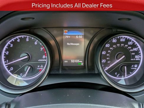 Used 2021 Toyota Camry SE w/ Convenience Package FWD image 27