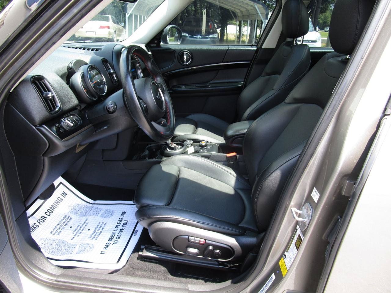 Used 2019 MINI Cooper Countryman S w/ Premium Package FWD image 18